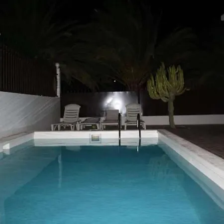 Puerto Del Carmen Sleeps 4 Pool Wifi شقة